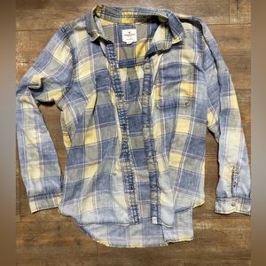 AE Boyfriend Fit Button Up